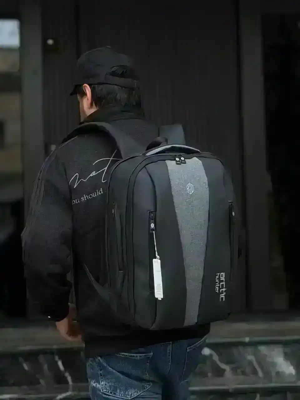 کوله پشتی arcitc hunter کد 1089 مناسب برای لپ تاپ 15.6 اینچ