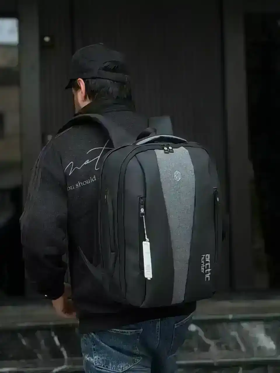 کوله پشتی arcitc hunter کد 1089 مناسب برای لپ تاپ 15.6 اینچ