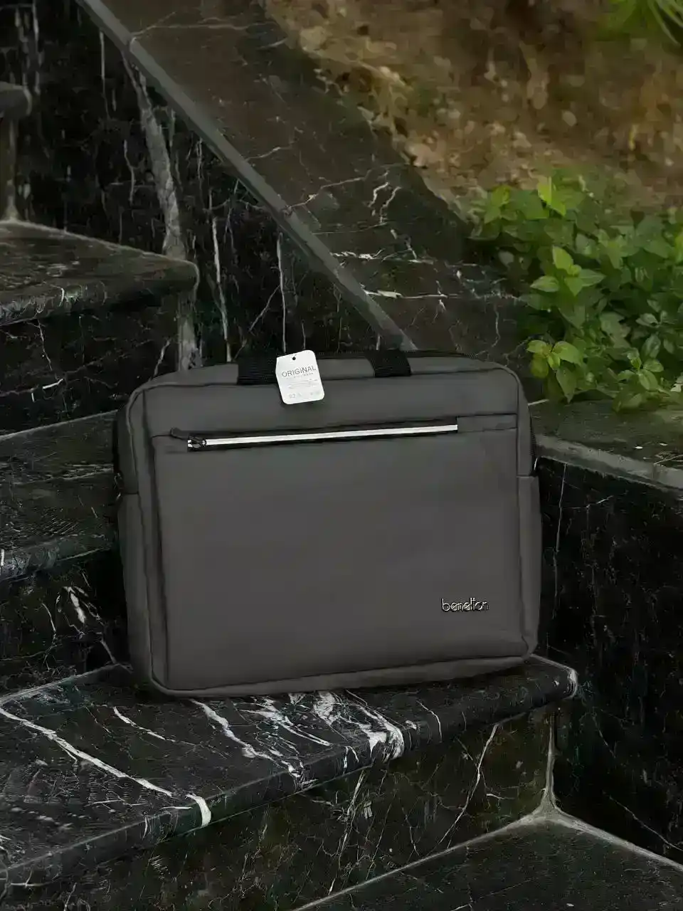کیف دستی بنتون مدل 125 مناسب برای لپ تاپ های 15.6 اینچ