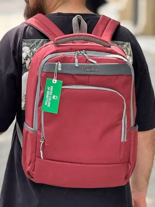 کوله پشتی بنتون مدل 2026 مناسب برای لپتاپ های ۱۵.۶ اینچ رنگ قرمز