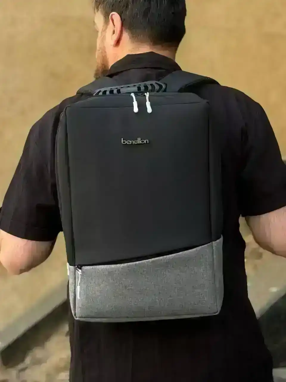 عکس کوله پشتی ماسیمودوتی مدل MS۴۰ مناسب برای لپ تاپ های ۱۵.۶ اینچ