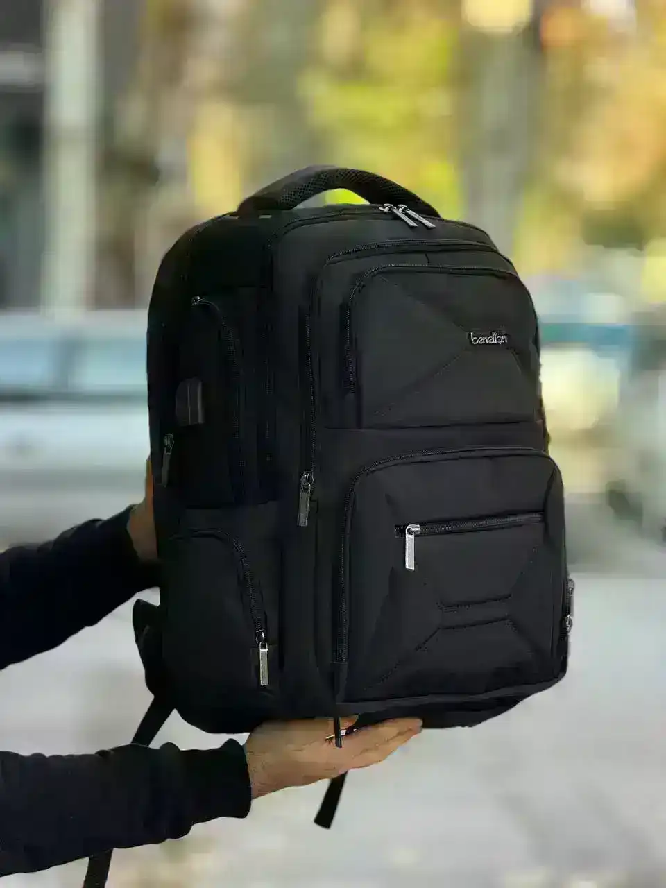 کوله پشتی بنتون مدل VIP مناسب برای لپ تاپ های 17 اینچ