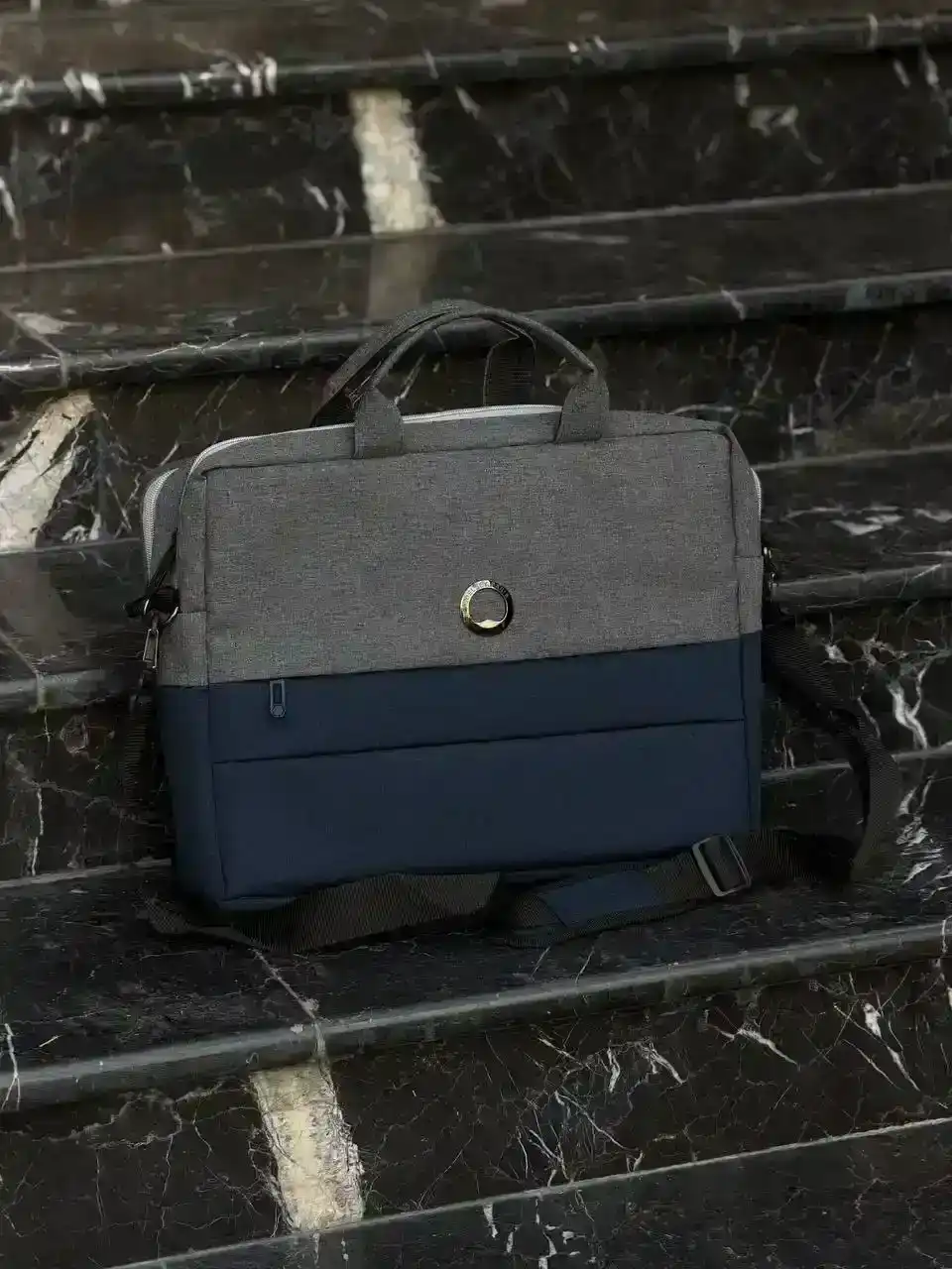 عکس کیف دلسی مدل G700 مناسب لپ تاپ تا سایز 16 اینچ