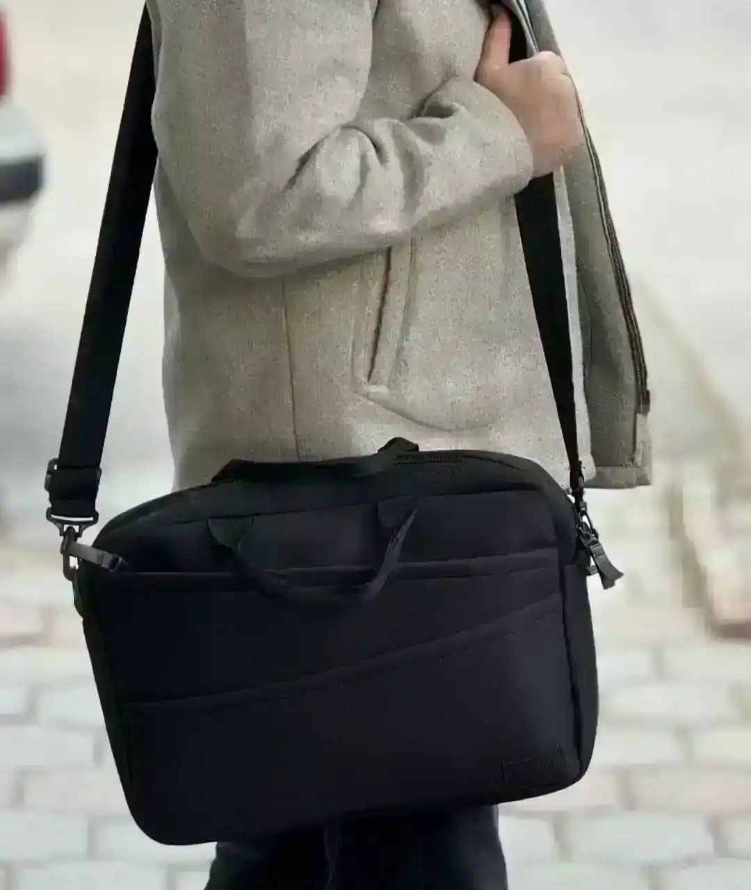 کیف دستی اکونومی مدل eco4 مناسب برای لپ تاپ های ۱۵.۶ اینچ