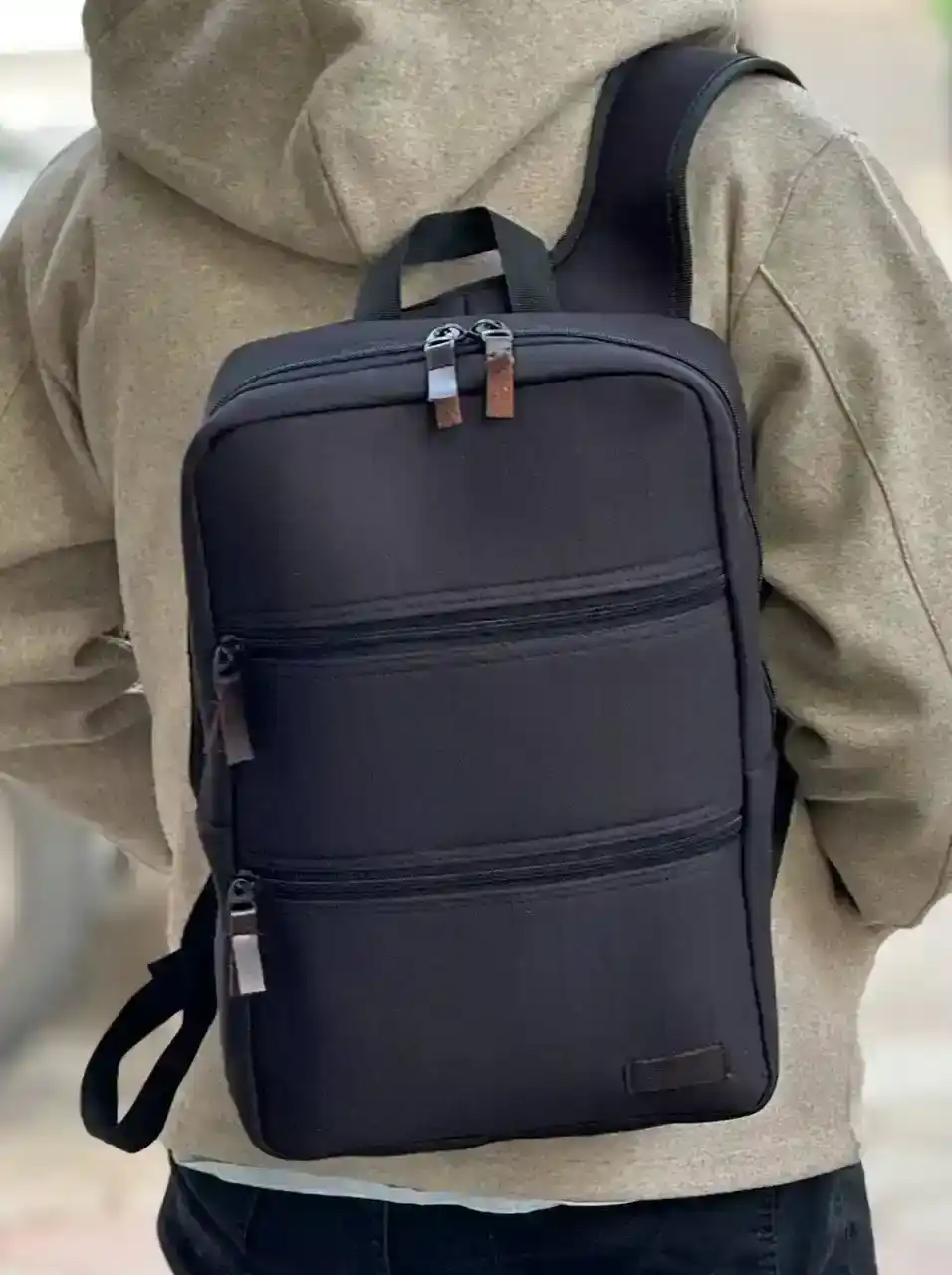 کوله پشتی اکونومی مدل e08 مناسب برای لپتاپ های 15.6 اینچ