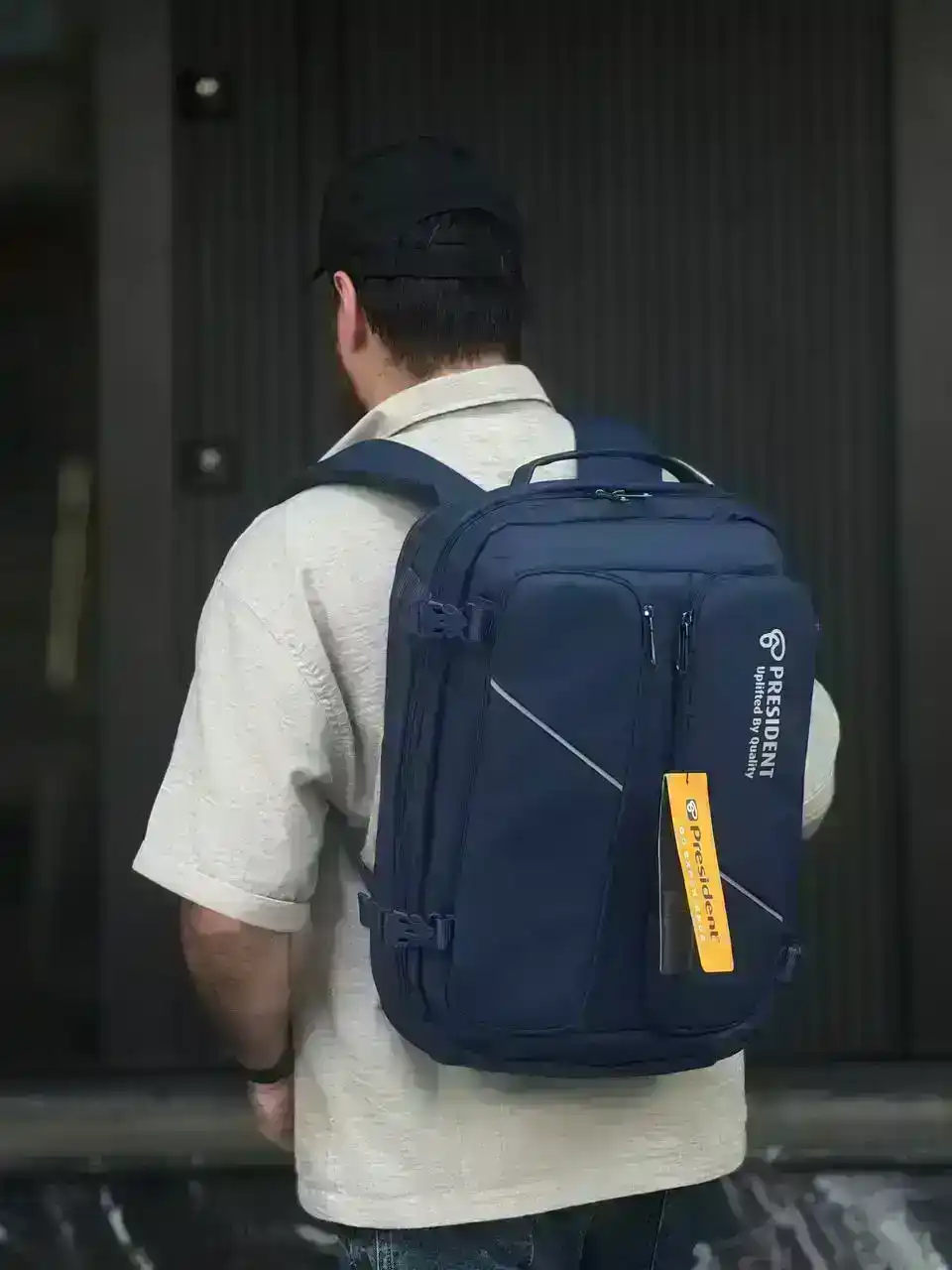 کوله پشتی پرزیدنت مدل لگاتو مناسب برای لپ تاپ های تا سایز 17 اینچ