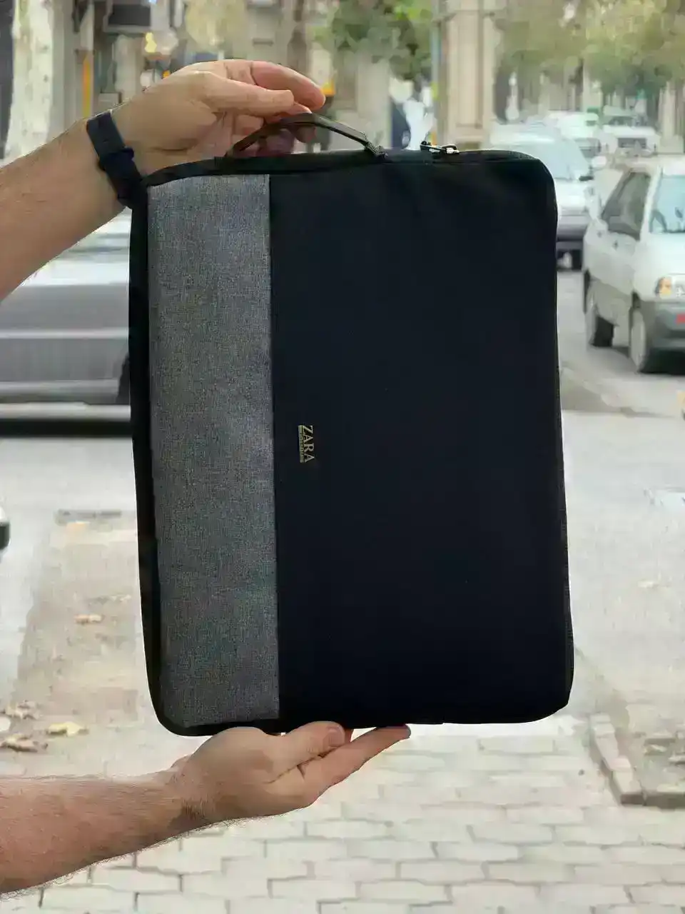 کاور ضد ضربه زارا مناسب برای لپتاپ 13 اینچ